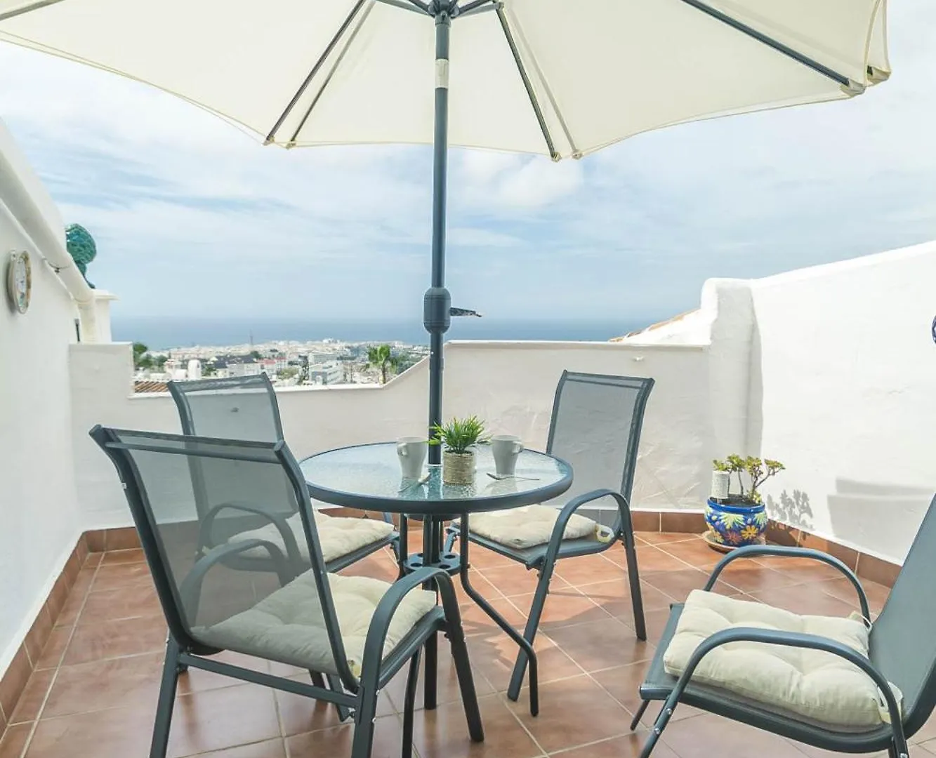 Canovas Nerja - Casa Cathari 0*,
